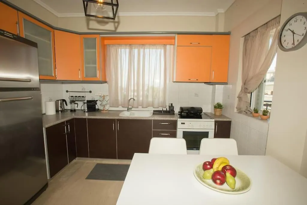 Medea'S Luxury Apartment Переа 0*,
